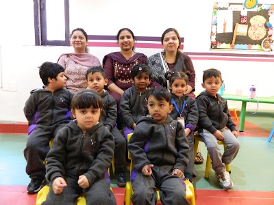 Little Miracles Playschool-Best Preschool in Central Delhi