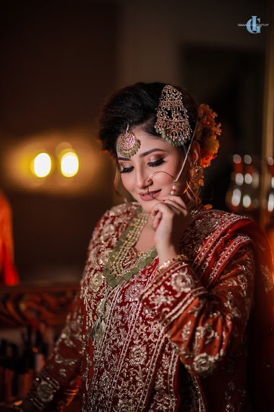 MonaG’s Makeup Studio