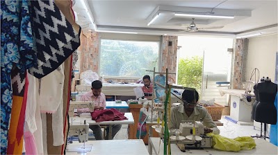 NAVELI - Best Boutique Near You