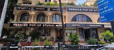 Pernia’s Pop-Up Studio