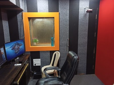 Ra2 Studioz Camera rantal & Post Production Studios