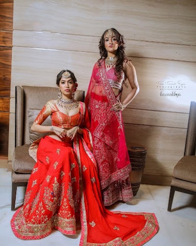 RIYA VASHIST- Makeup Artist