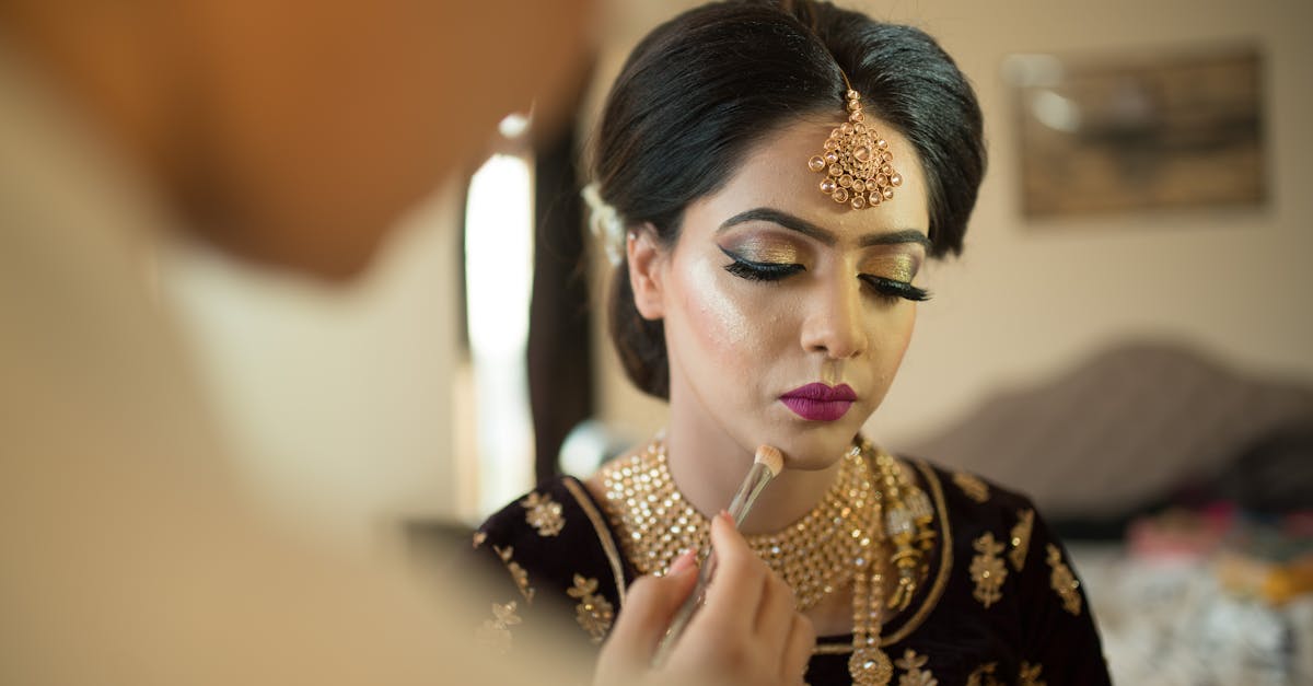 Leading Bridal Makeup Artists in Delhi